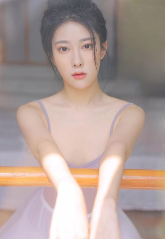 妻子在厨房被三个男人欺负的后果如何怎么样